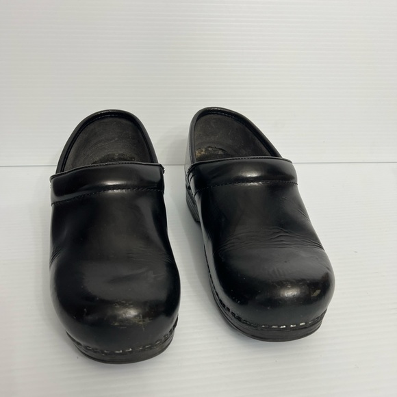 Dansko Shiny Black clogs women’s size 39 - Picture 4 of 13